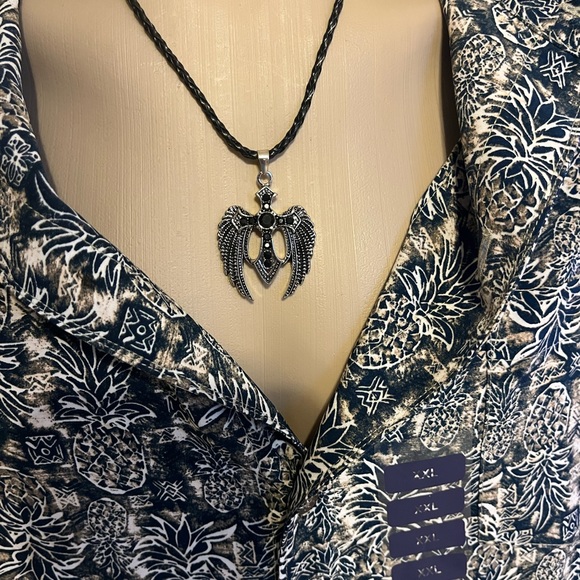 411-ATT New Red or Black Stainless Steel Angel Wing Cross Sword Pendant Necklace - Picture 3 of 9